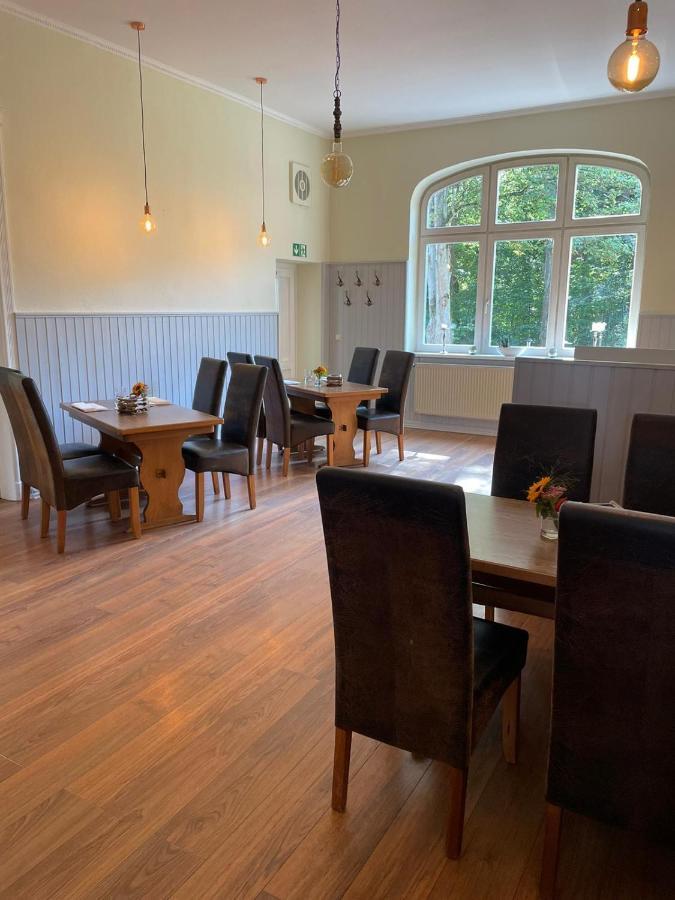 Jagdschloesschen Schwartow Hotel Boizenburg Bagian luar foto