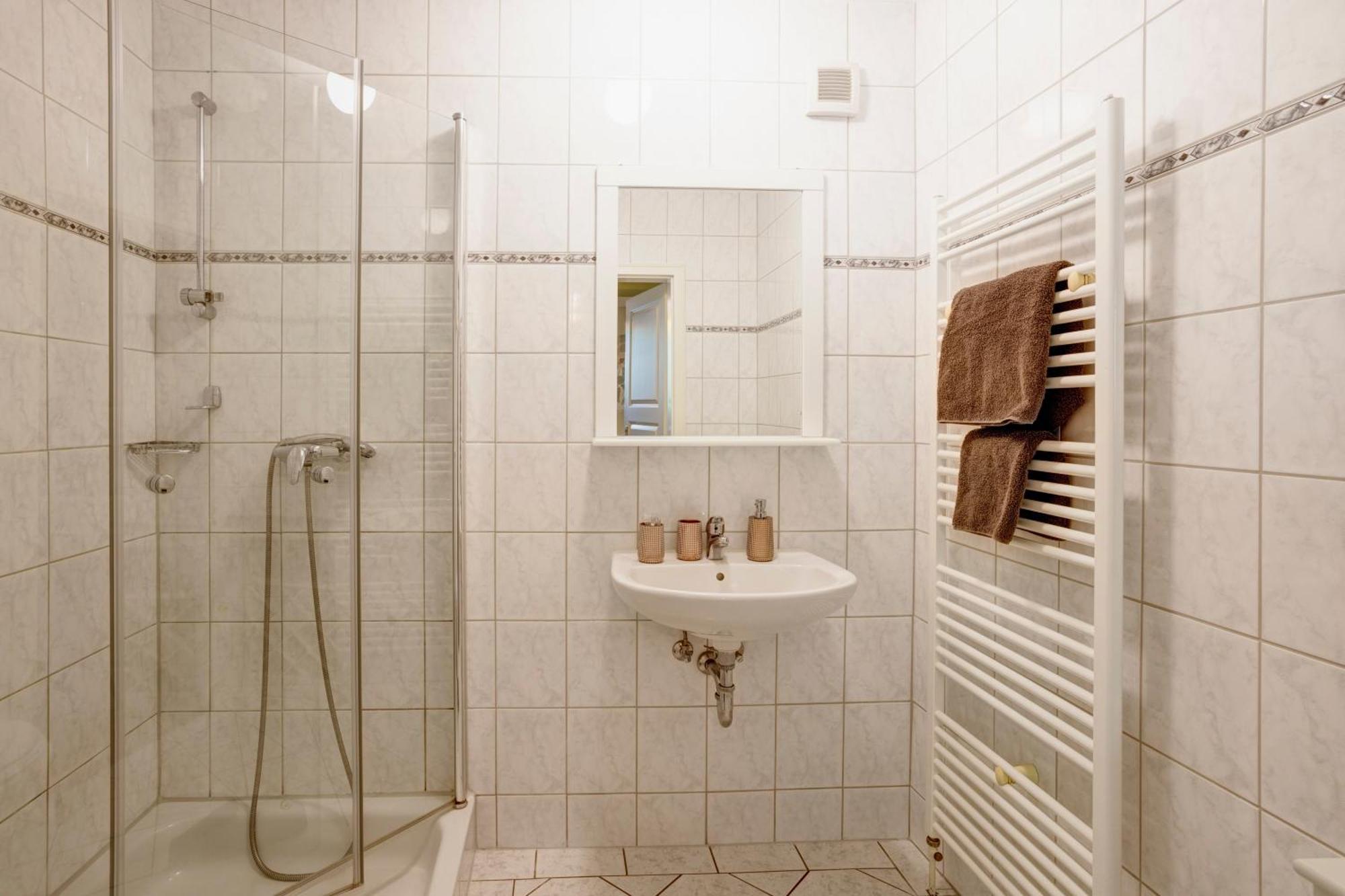 Jagdschloesschen Schwartow Hotel Boizenburg Bagian luar foto